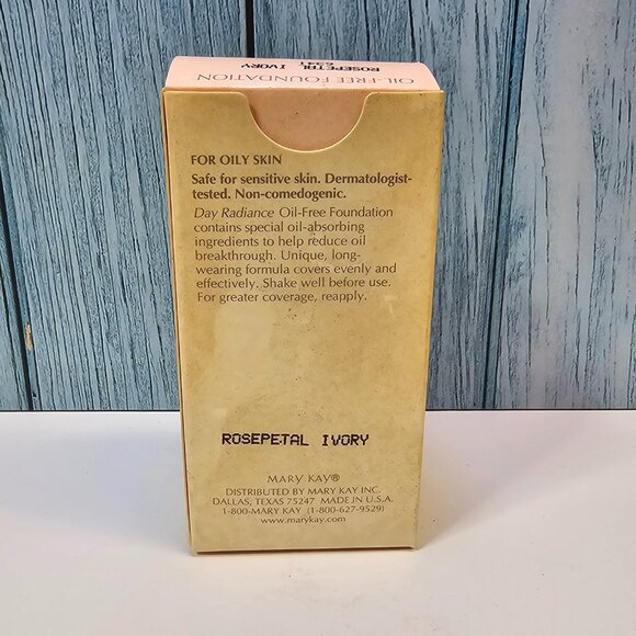 Mary Kay Day Radiance Oil-Free Foundation Rosepetal Ivory #6344 - NIB - OldStock - Picture 6 of 7